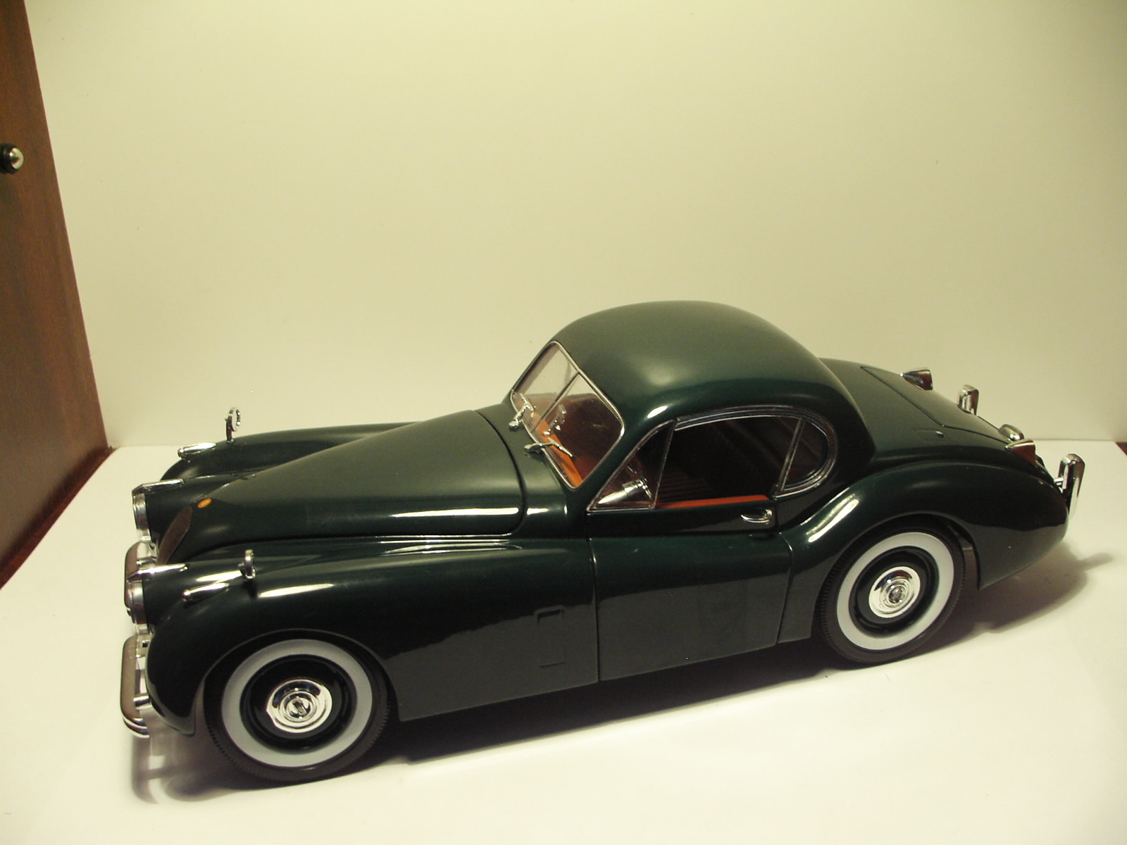 JAGUAR XK120 rok 1949