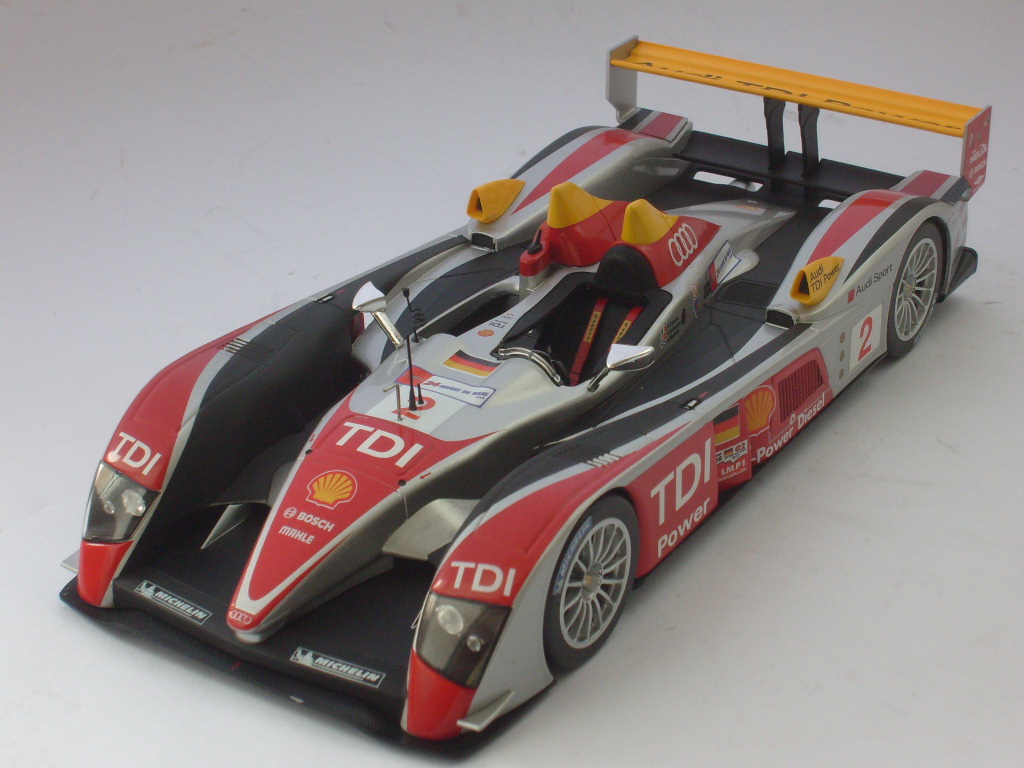 AUDI R10 TDI LeMans 2008