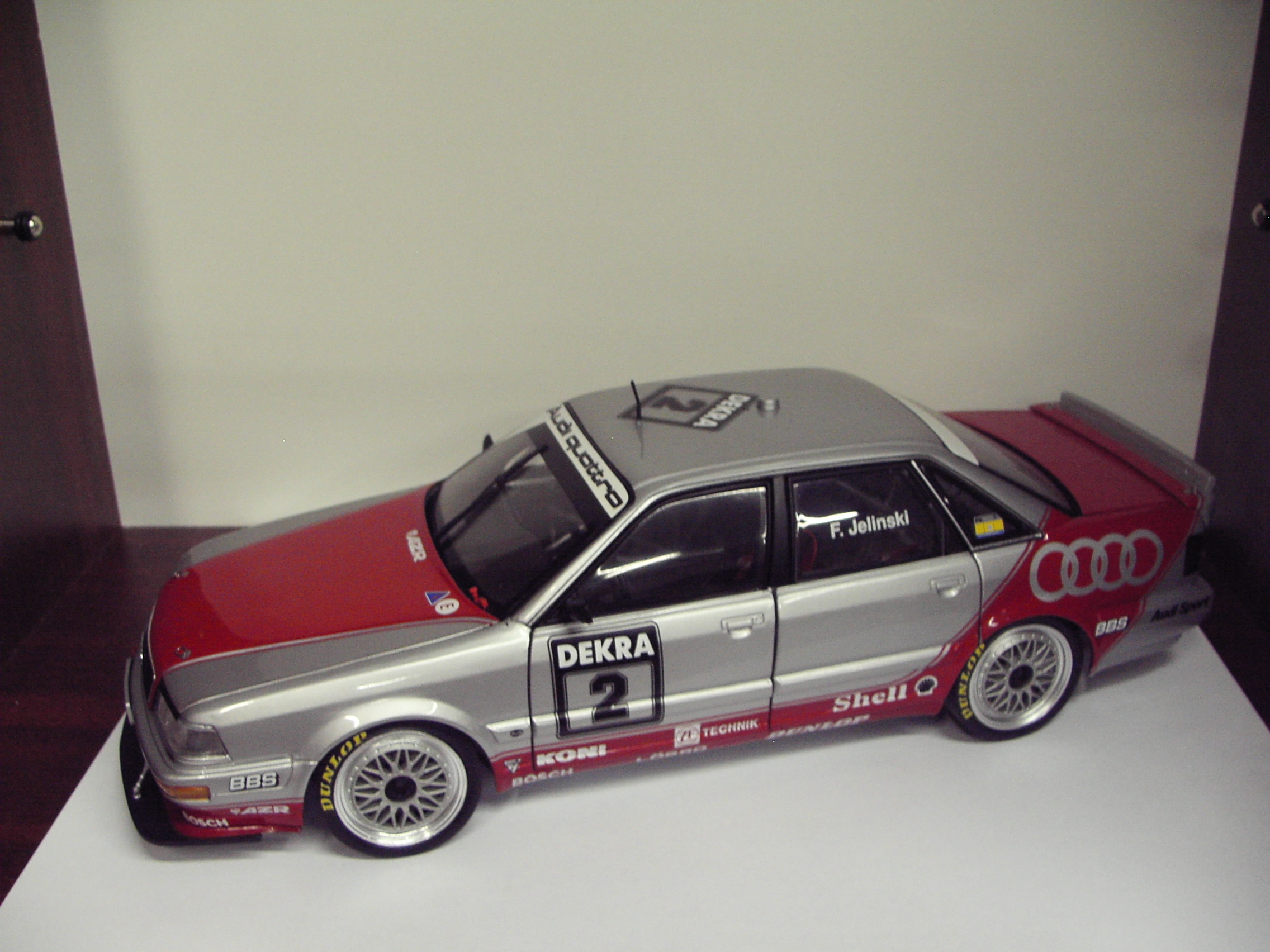 AUDI V8 QUATTRO DTM 1990